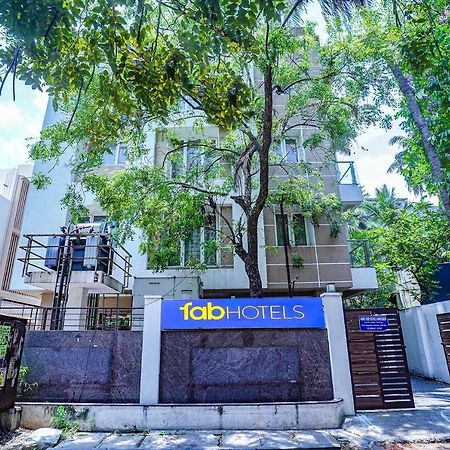 Fabhotel Home Tree Service Apartment - Nr Anna Tower Chennai Exterior photo
