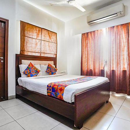 Fabhotel Home Tree Service Apartment - Nr Anna Tower Chennai Exterior photo